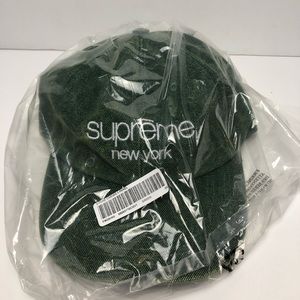 Supreme hat‎